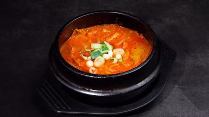 Kimchi-chigae